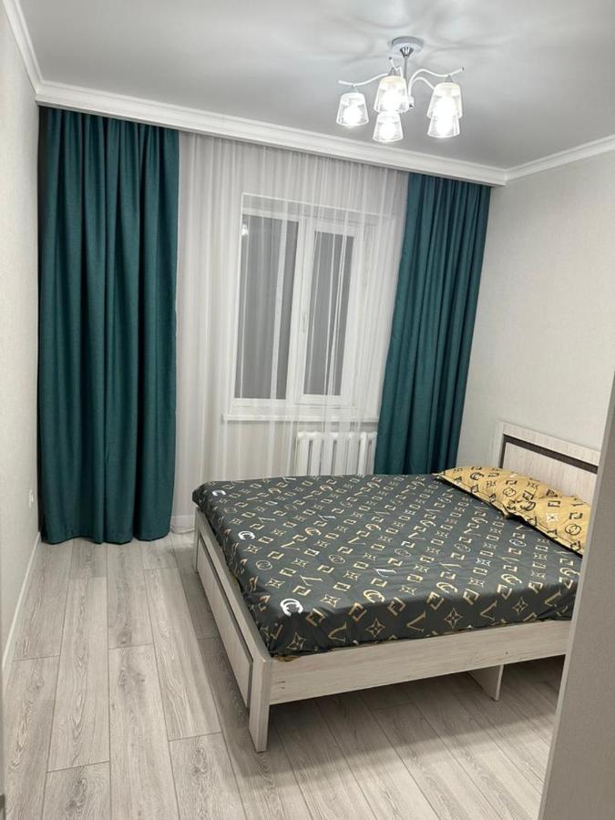 Apartment In Street Toktogula 77 Бишкек Екстериор снимка