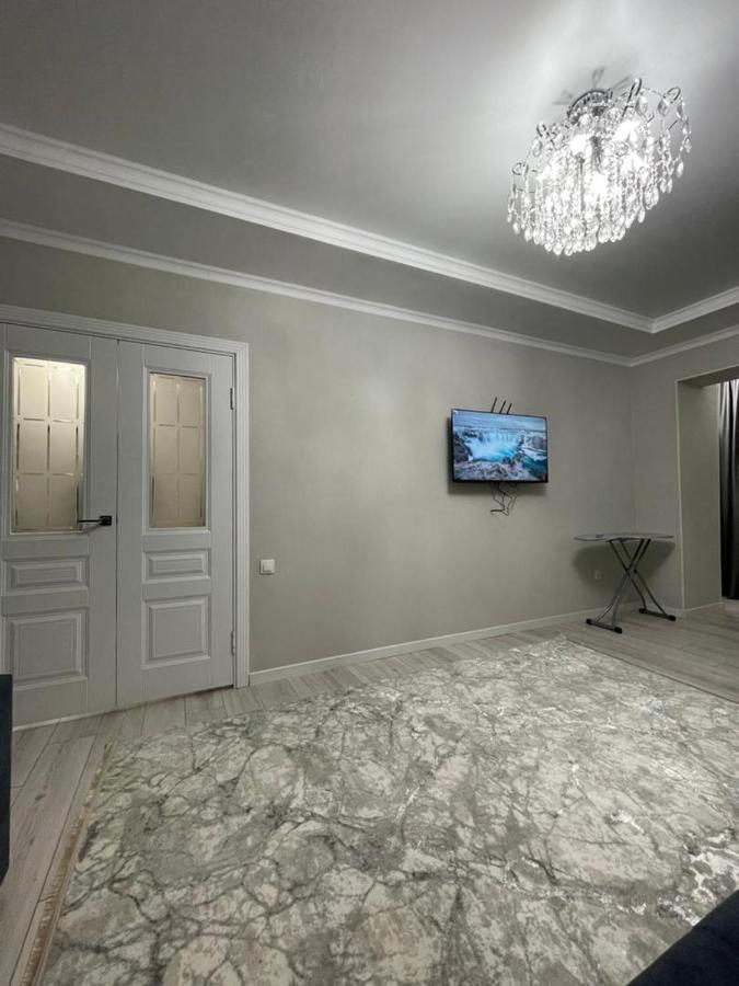 Apartment In Street Toktogula 77 Бишкек Екстериор снимка