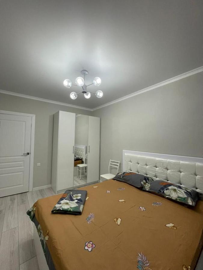 Apartment In Street Toktogula 77 Бишкек Екстериор снимка
