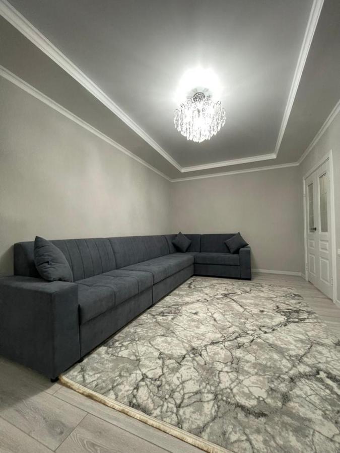 Apartment In Street Toktogula 77 Бишкек Екстериор снимка